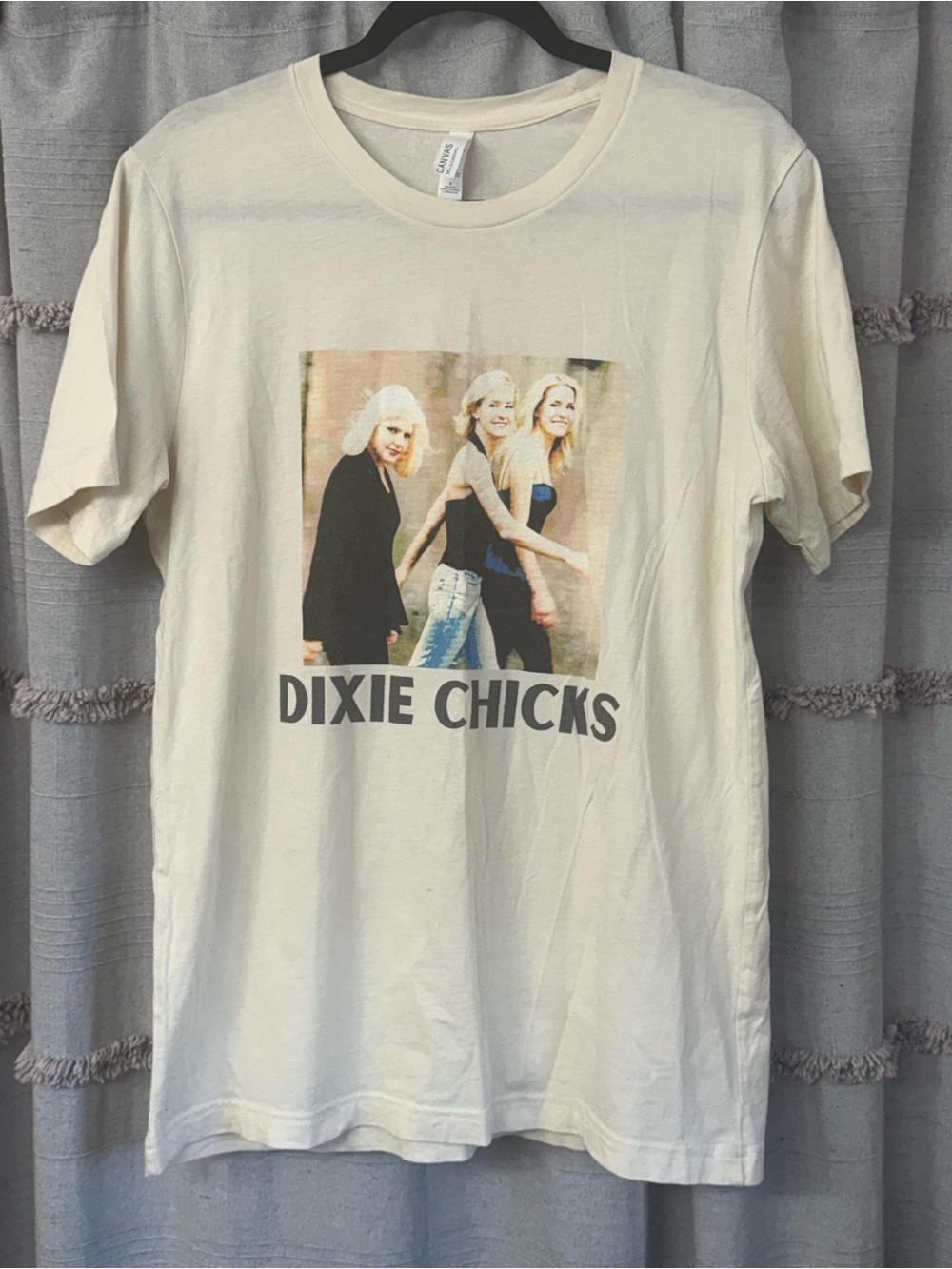 Dixie Chicks Wide Open Spaces Graphic T-Shirt Cream-Size Large (Bella+Canvas)